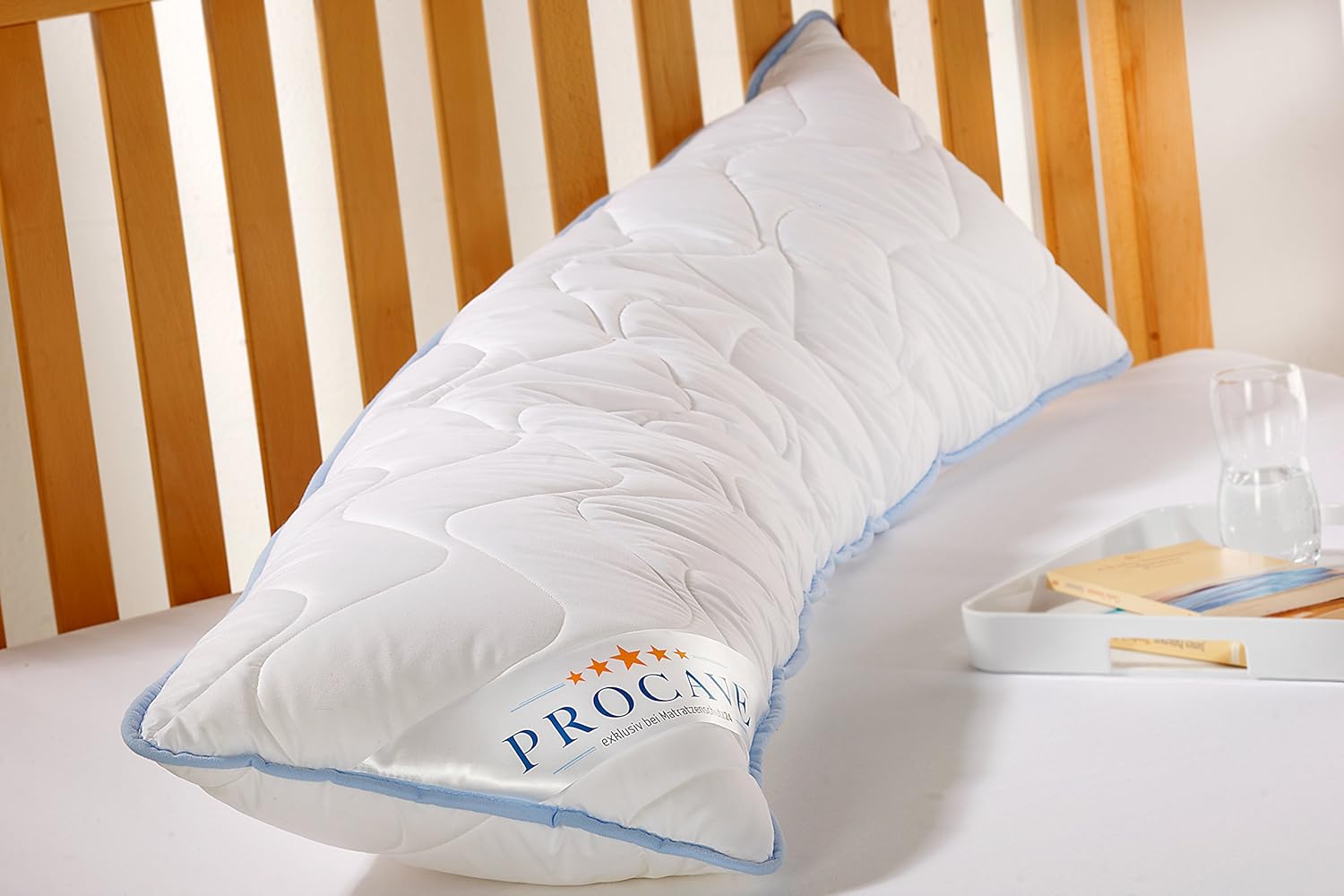 PROCAVE Oreiller pour dormeur latéral, revêtement TopCool, Coussin d’Allaitement Doux, Coussin de maternité Respirant 40x145 cm, fabriqué en Allemagne 40 x 145 cm