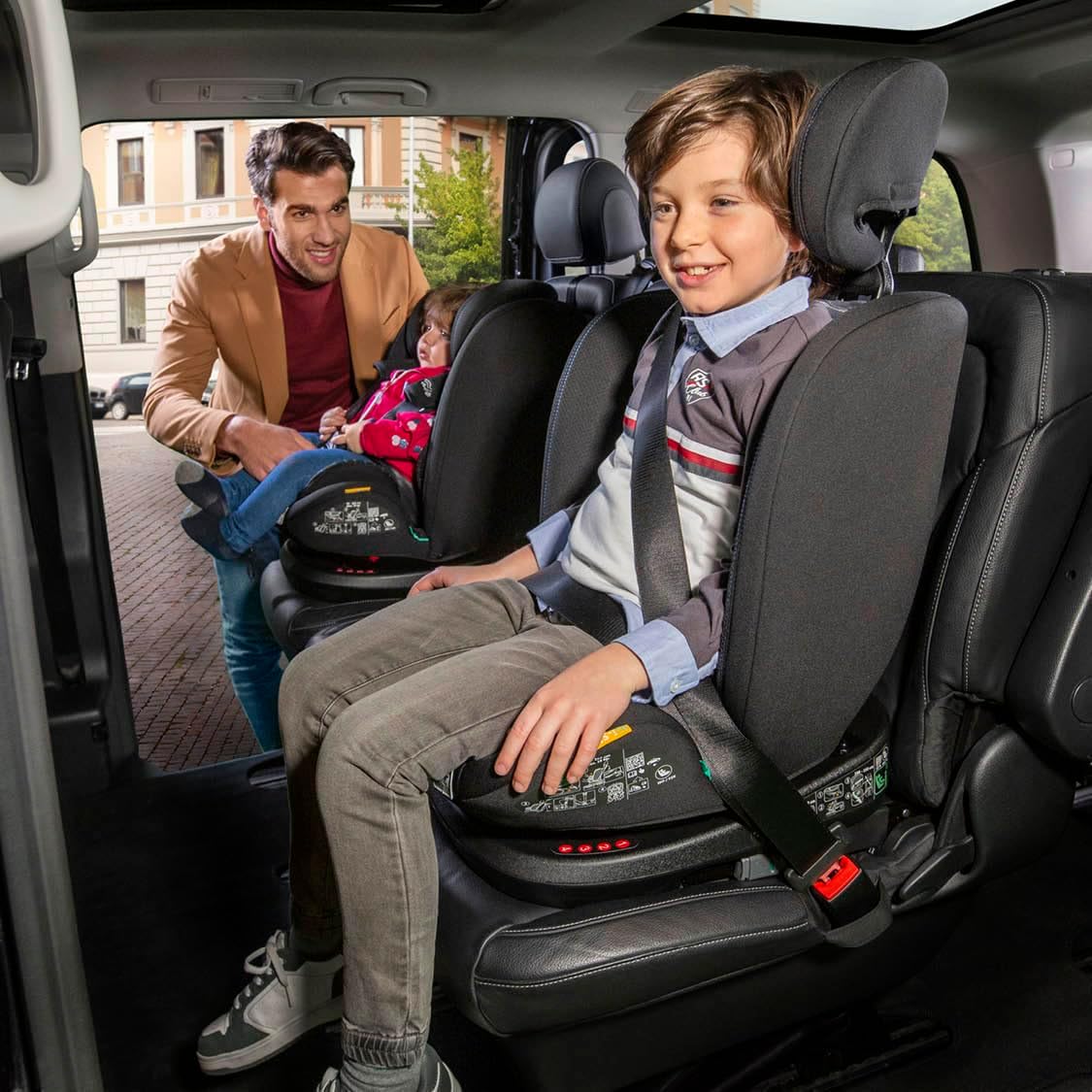 , Siège auto Mokita I-Size, avec système Isofix, pour les enfants d'une taille comprise entre 76 et 150 cm, utilisable à partir de 15 mois, réducteur inclus à partir de 15 mois Gris
