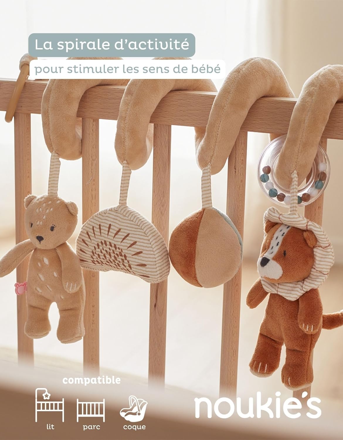 NOUKIE’S - Spirale d’Activité pour Bébé - Caramel - Lion Babou & Kendi - Doux avec Animaux en Peluche - À accrocher sur Poussette, Siège-auto ou Lit - Développe les sens - Cadeau Naissance