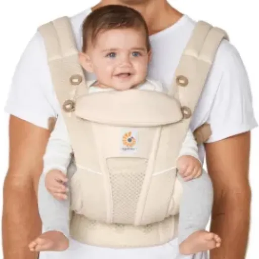 Test Ergobaby Omni Breeze : le porte-bébé qui mise tout sur le confort et la respirabilité