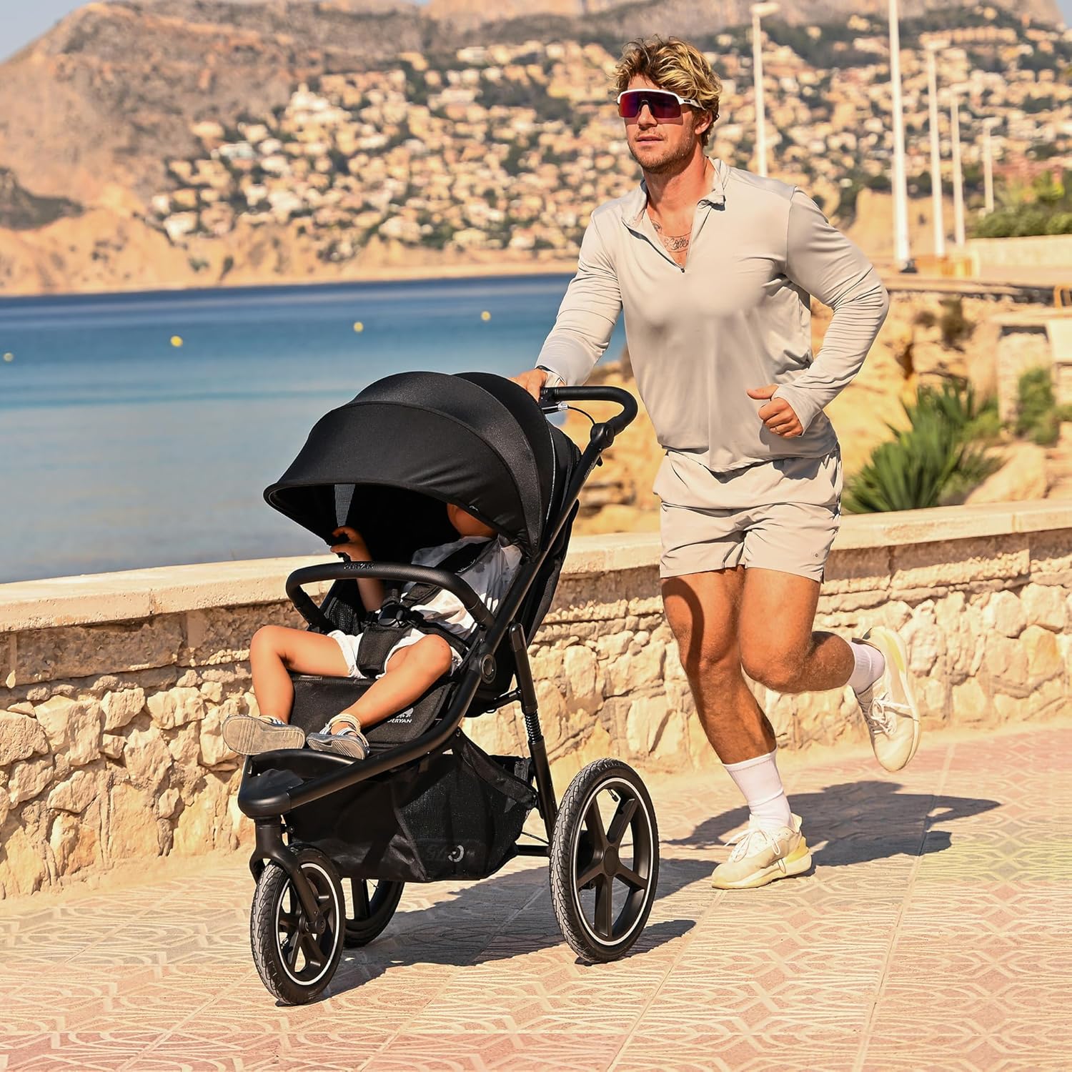 Deryan Bolt Poussette 3 Roues Tout Terrain Runner, Roues XL Gonflables 6 mois à 4 ans, Suspension, Position Allongée, Pliable, Jusqu'à 22 kg, Guidon Réglable, Panier XL Jusqu'à 3 kg, Noir