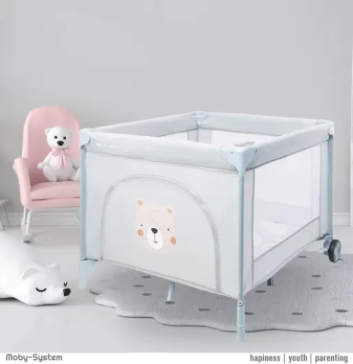 Moby-System Parc Bébé avec Matelas et Sac de Transport - Lit Parapluie Pliable, Roues Verrouillables, Cadre Stable - Motif Ours en Peluche - 97 x 100 x 77 cm (3 Articles) Teddy