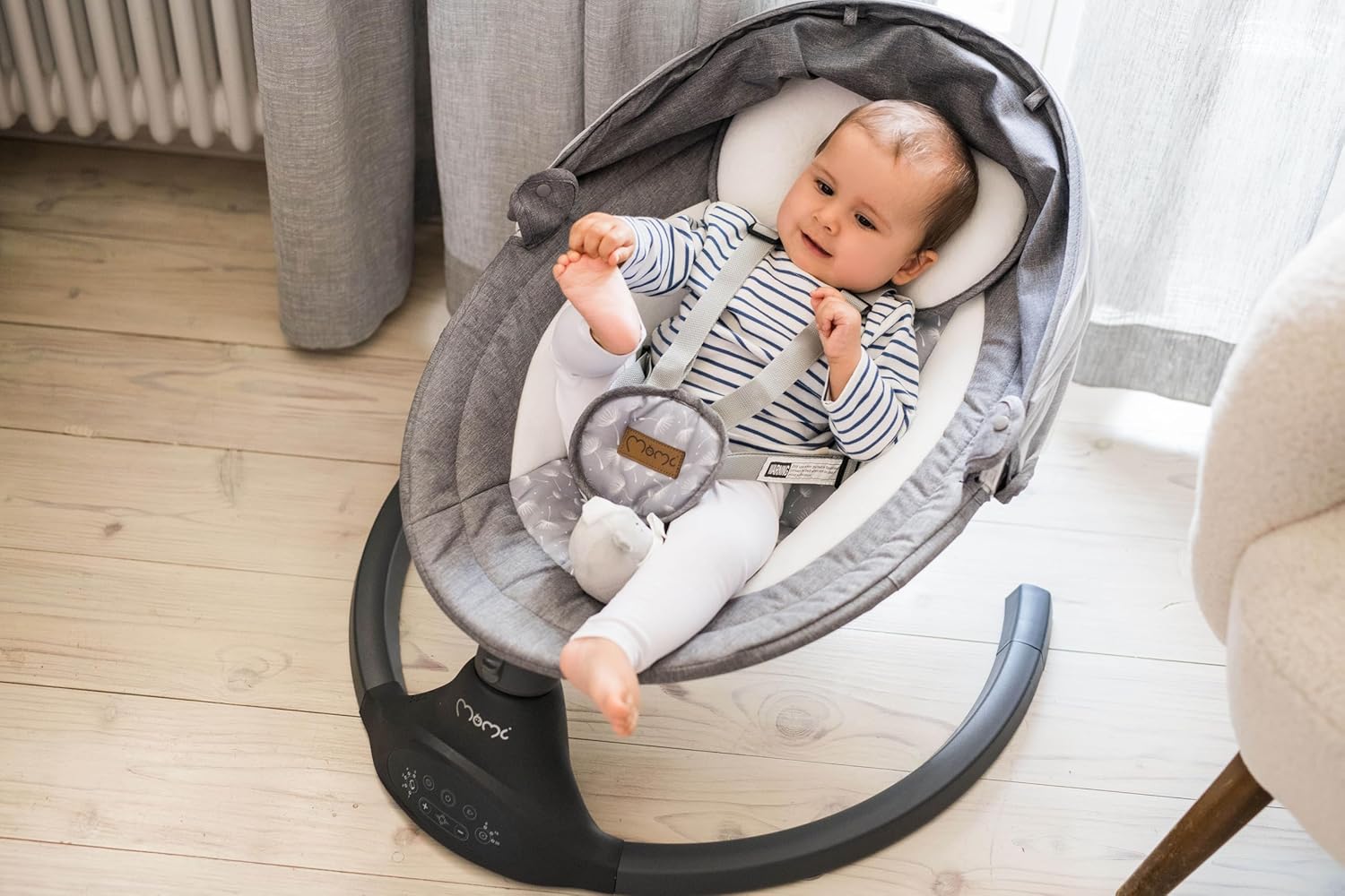 KENANI Transat balancelle jusqu’à 9 kg, pliable, télécommande et Bluetooth pour smartphone, alimentation piles et secteur, harnais de sécurité 5 points, pare-soleil, moustiquaire Gris foncé